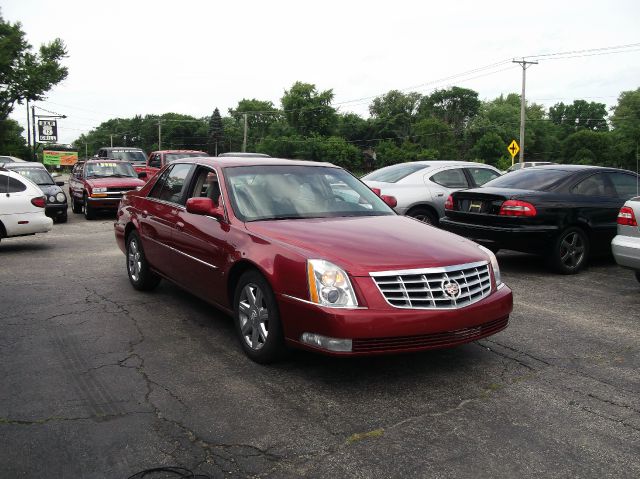 2008 Cadillac DTS Base