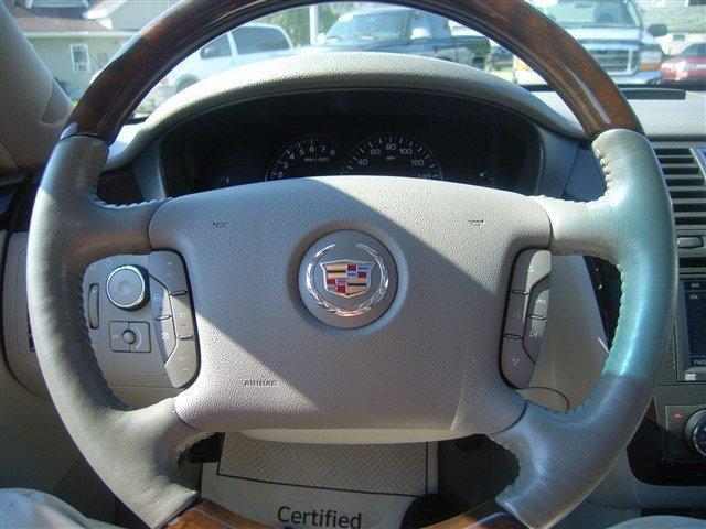 2008 Cadillac DTS Lariat DVD