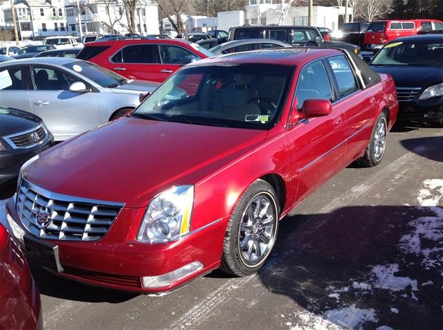 2008 Cadillac DTS 2WD Supercrew Styleside 5-1/2 Ft Box XLT