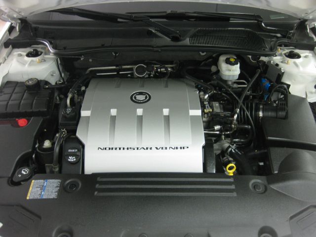 2008 Cadillac DTS 4dr Sdn I4 Auto 1.8 S