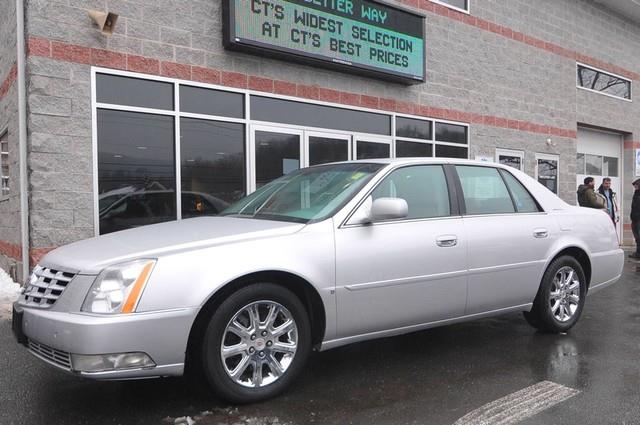 2009 Cadillac DTS 2WD Supercrew Styleside 5-1/2 Ft Box XLT