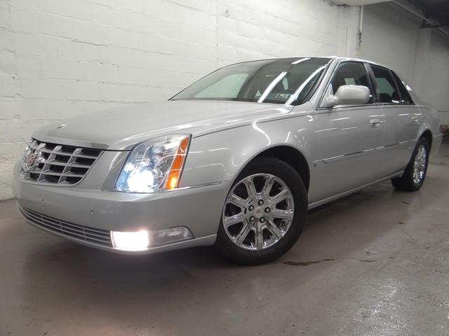 2009 Cadillac DTS Denali-quads-third-awd-moonroof-one Owner