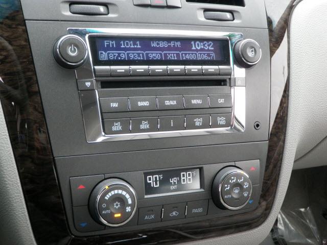 2009 Cadillac DTS Unknown