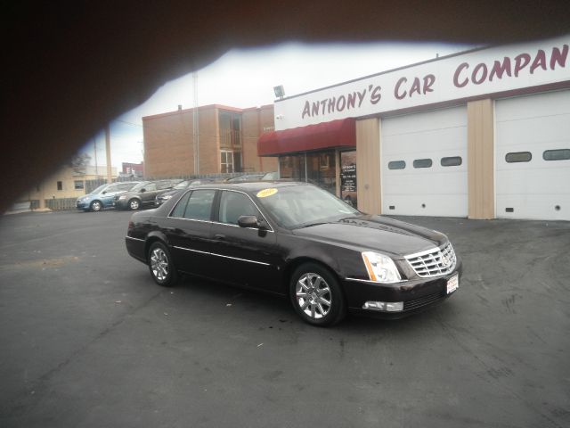 2009 Cadillac DTS SE-R