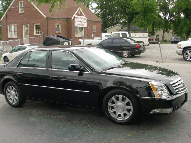 2010 Cadillac DTS Pickup