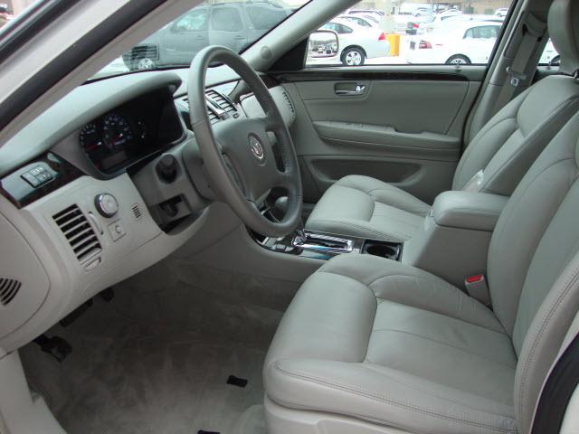 2010 Cadillac DTS Adventurer Model 4WD