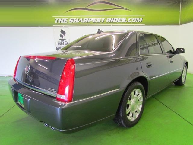 2010 Cadillac DTS SL AWD SUV