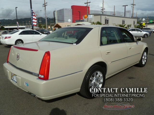 2010 Cadillac DTS SE-R