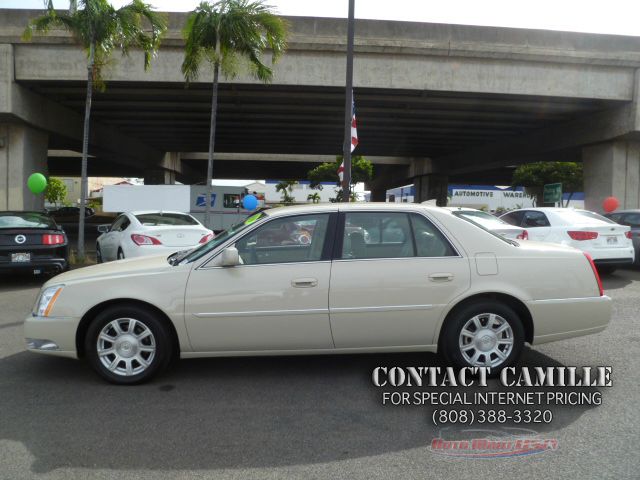 2010 Cadillac DTS SE-R