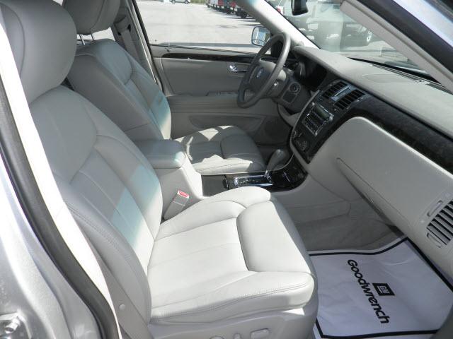 2010 Cadillac DTS 3.5tl W/tech Pkg