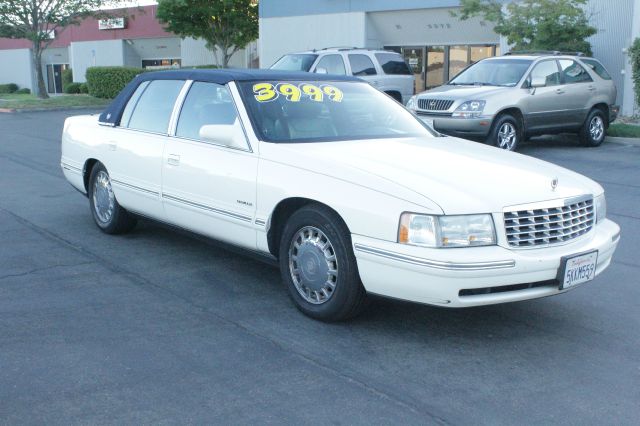 1999 Cadillac Deville L.T. 4-w.d. 5.3L