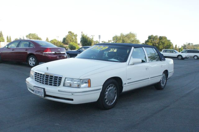 1999 Cadillac Deville L.T. 4-w.d. 5.3L