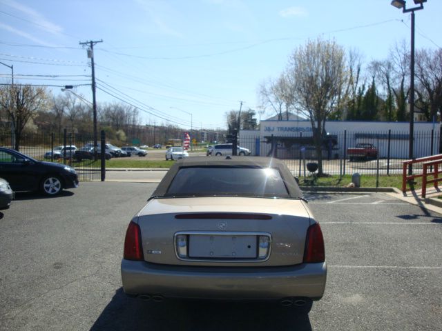 2004 Cadillac Deville Base