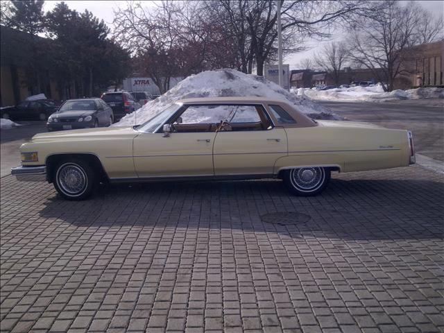 1976 Cadillac Deville Limited 5-passenger