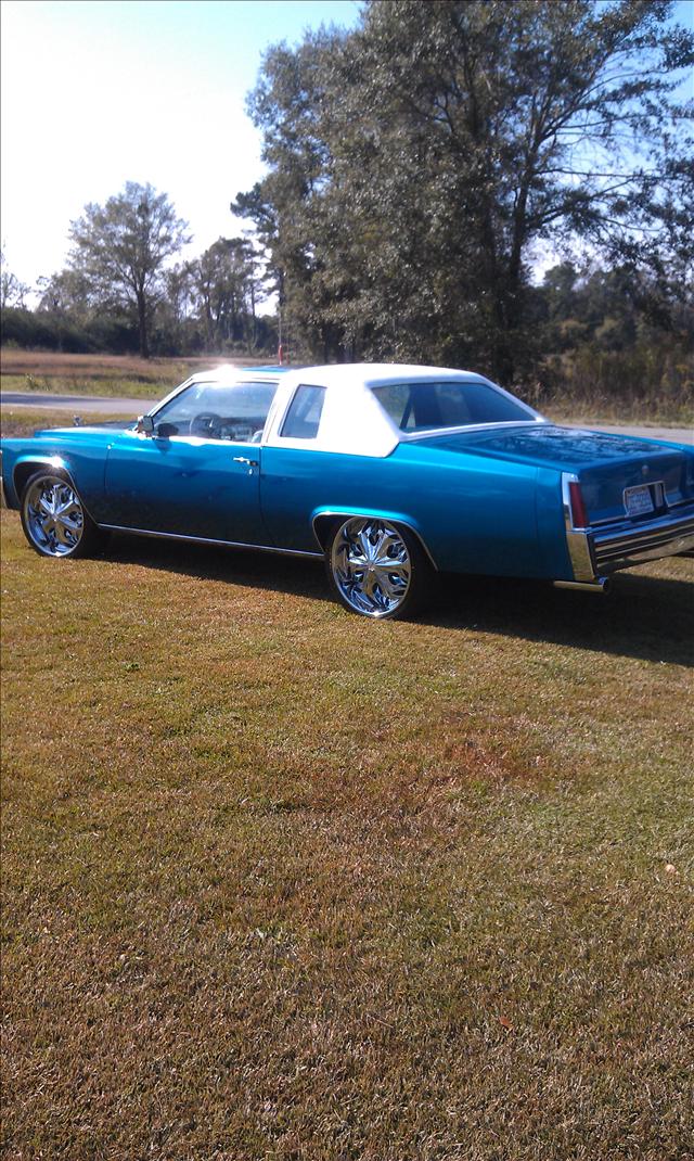 1977 Cadillac Deville Unknown