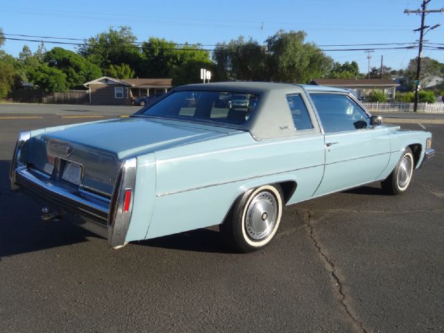 1977 Cadillac Deville 4WD W/sunroof