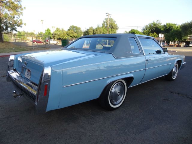 1977 Cadillac Deville 4WD W/sunroof