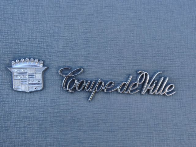 1977 Cadillac Deville 4WD W/sunroof