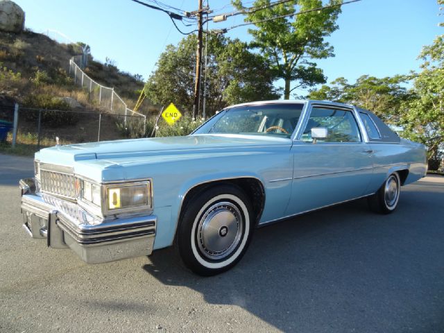 1977 Cadillac Deville 4WD W/sunroof