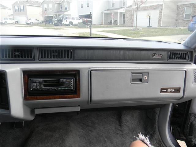 1990 Cadillac Deville Unknown
