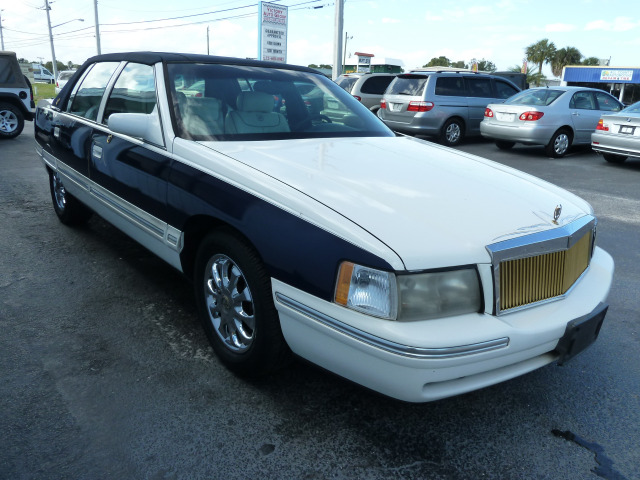 1998 Cadillac Deville Base