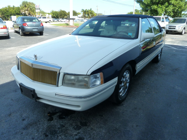 1998 Cadillac Deville Base