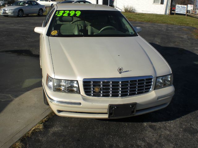 1998 Cadillac Deville Base