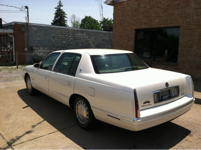 1998 Cadillac Deville Base