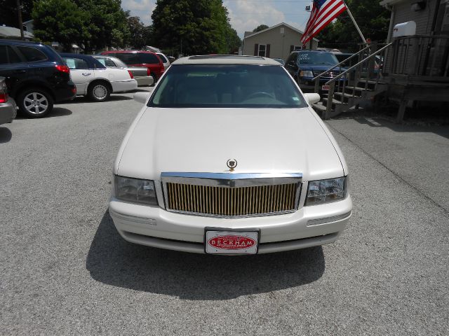 1998 Cadillac Deville Grand Touring AWD SUV