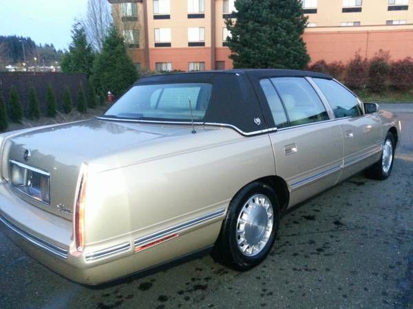 1998 Cadillac Deville Base