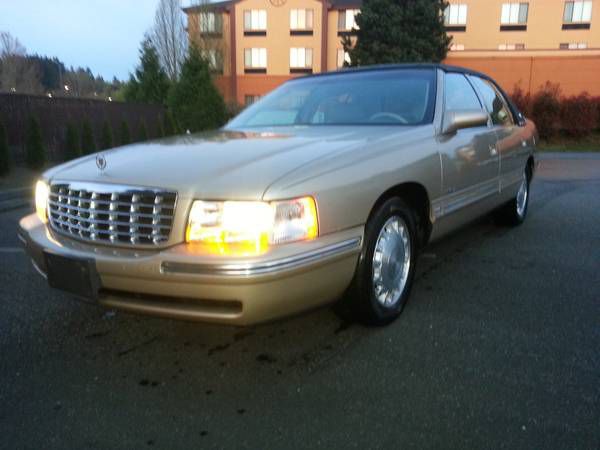1998 Cadillac Deville Base