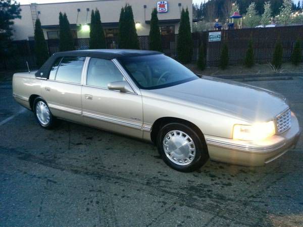 1998 Cadillac Deville Base