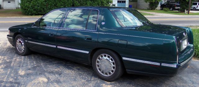 1998 Cadillac Deville Base
