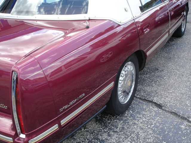 1998 Cadillac Deville 3LT Truck