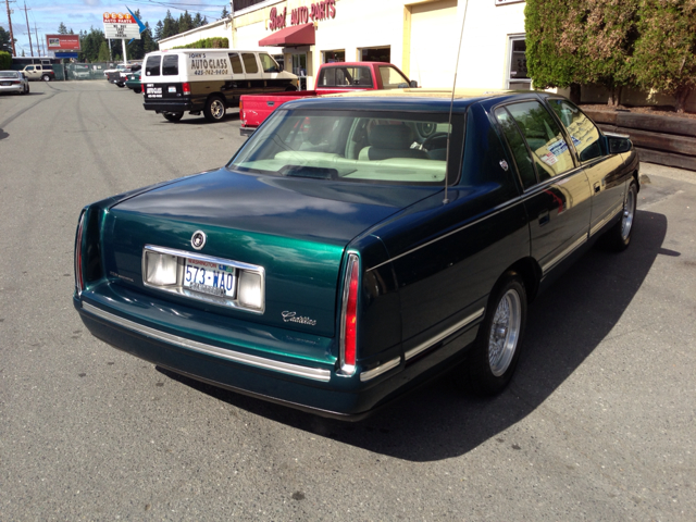 1999 Cadillac Deville Base