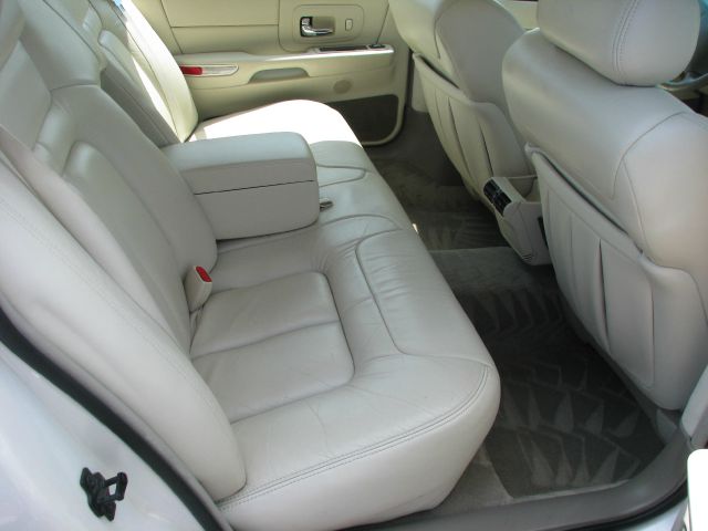 1999 Cadillac Deville 3LT Truck