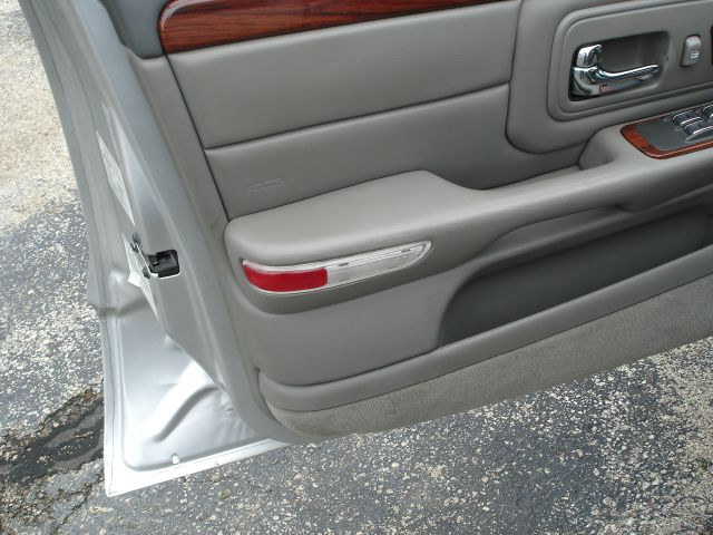 1999 Cadillac Deville Base