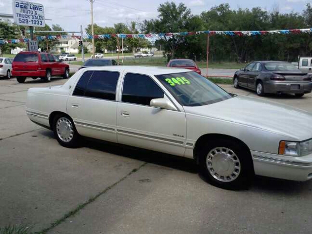 1999 Cadillac Deville Base