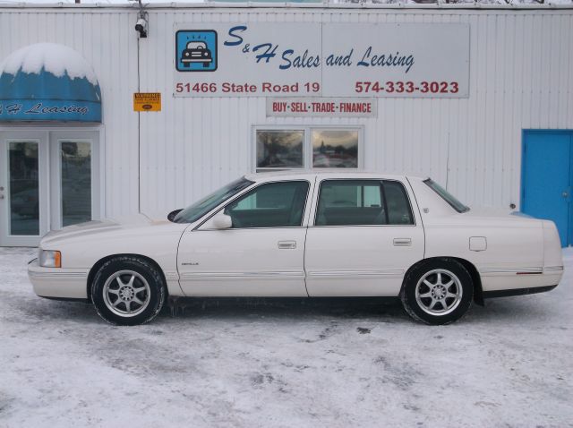 1999 Cadillac Deville Base