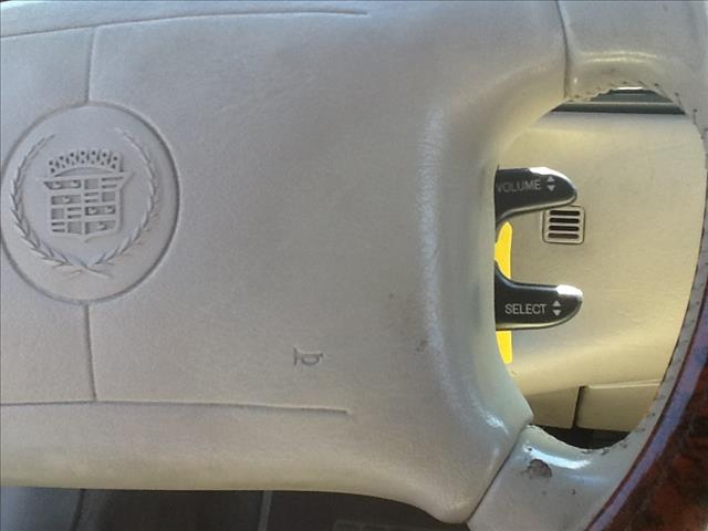 1999 Cadillac Deville Base