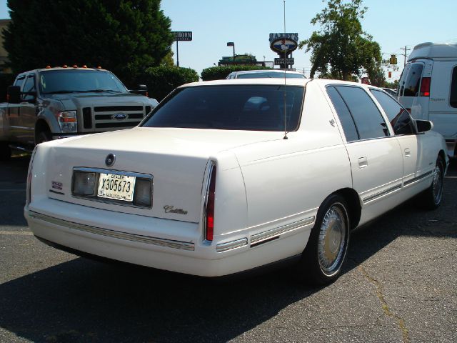 1999 Cadillac Deville Base