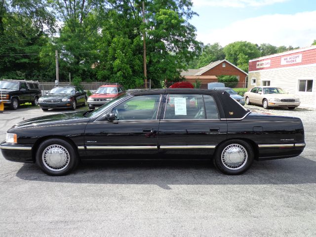 1999 Cadillac Deville 3LT Truck