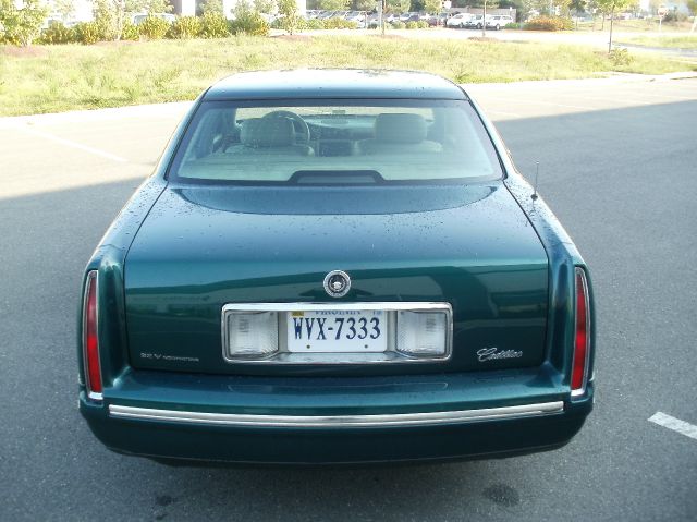 1999 Cadillac Deville Base