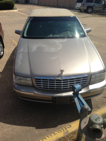 1999 Cadillac Deville 3LT Truck
