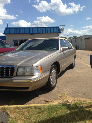 1999 Cadillac Deville 3LT Truck