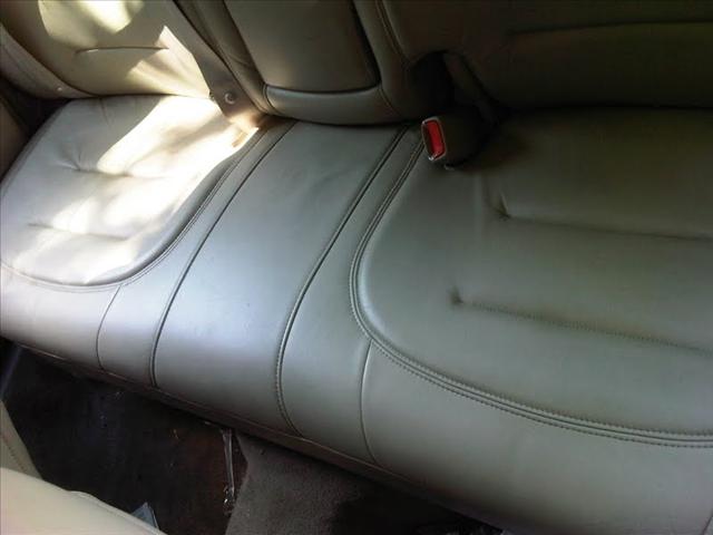 2000 Cadillac Deville Touring 4WD