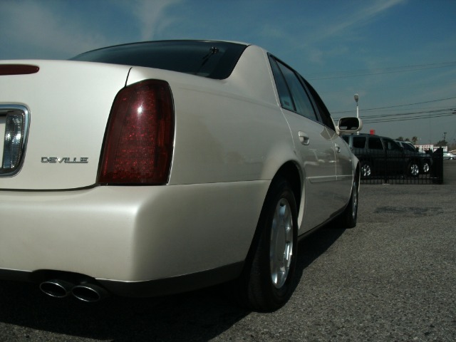 2000 Cadillac Deville Unknown