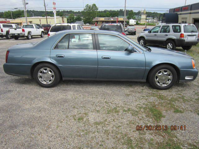 2000 Cadillac Deville Base