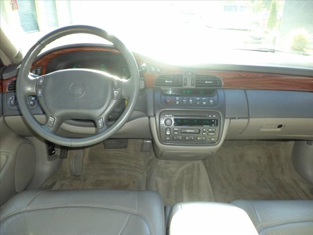 2000 Cadillac Deville Unknown