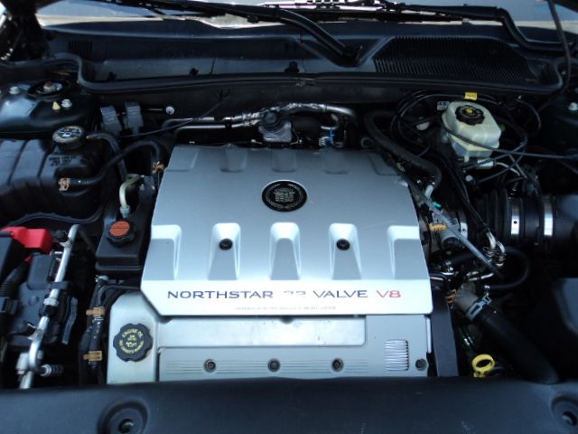 2000 Cadillac Deville Base